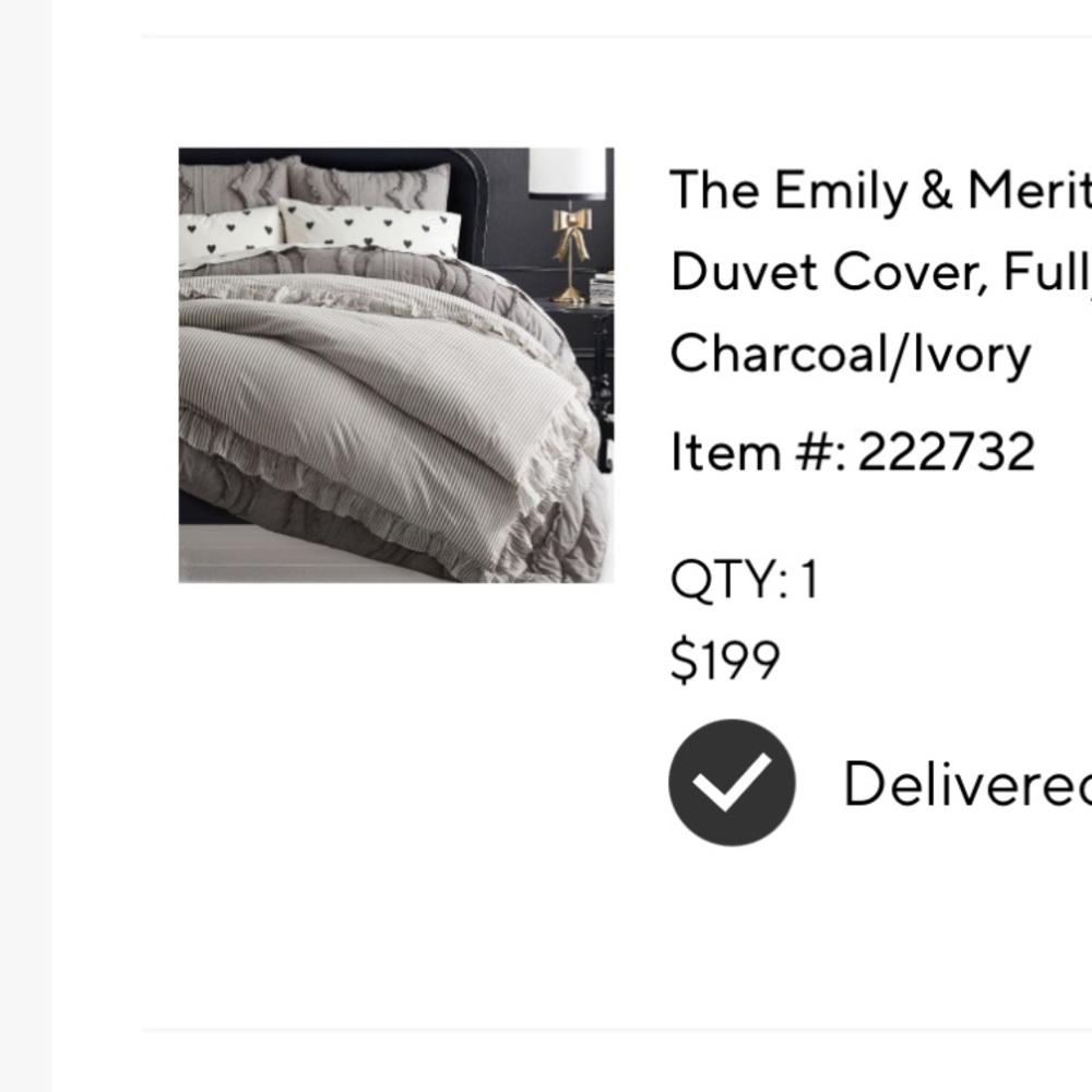 Pottery Barn Emily and Merritt duvet cover with shams set